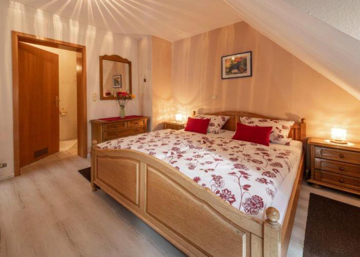 Haus Wiesenttal ヴァイシェンフェルト エクステリア 写真