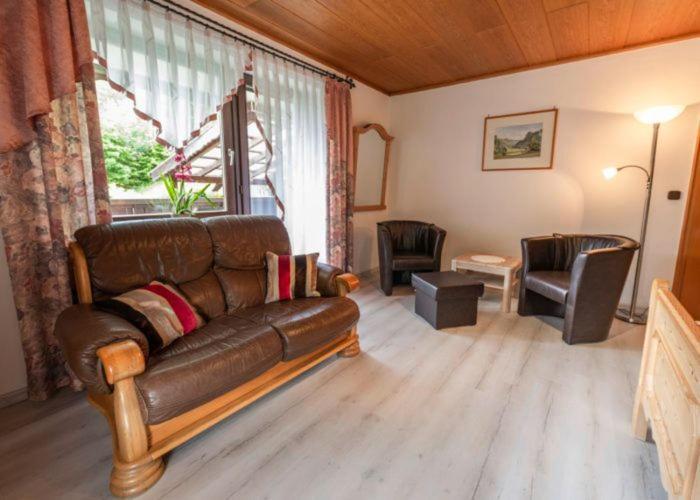 Haus Wiesenttal ヴァイシェンフェルト エクステリア 写真